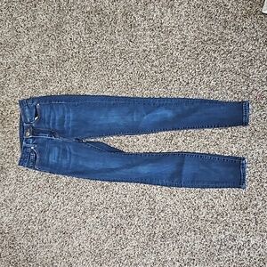 Skinny jeans